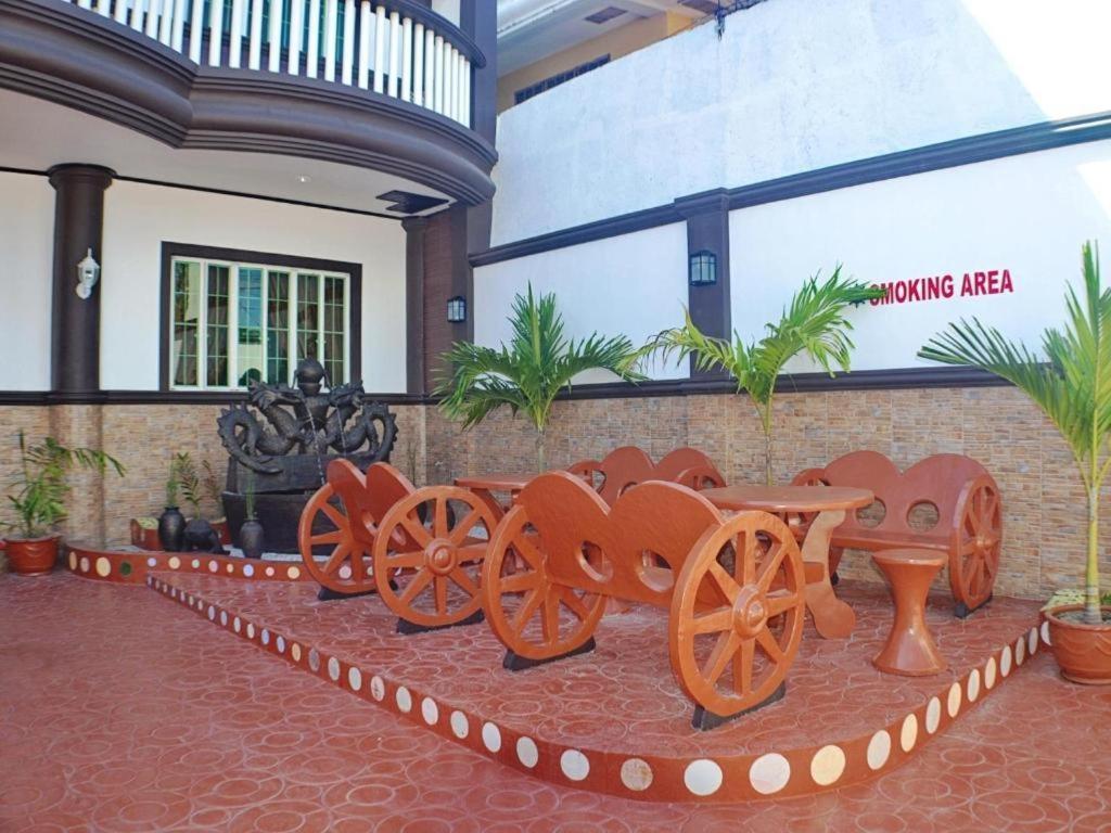 Mayon Backpackers Hostel Legazpi Exterior photo